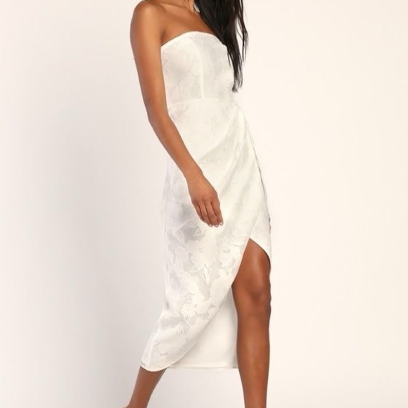 Lulus NWT Dreamy Vision Floral Burnout Jacquard Strapless Midi Dress Medium - Picture 5 of 14